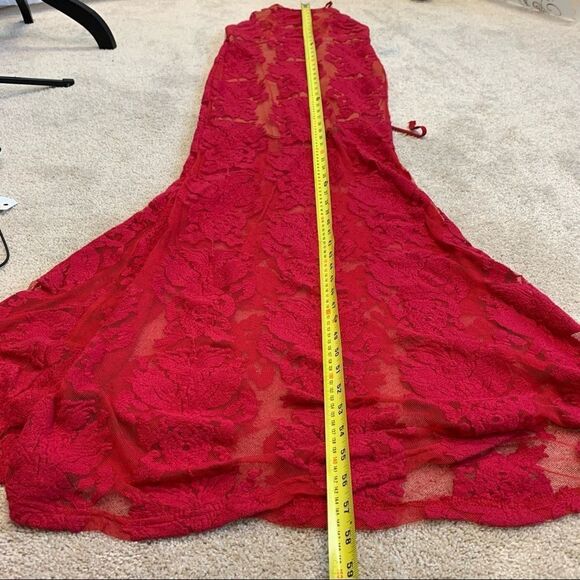Red lace sleeveless halter top mermaid maxi dress gown size medium - Picture 12 of 15